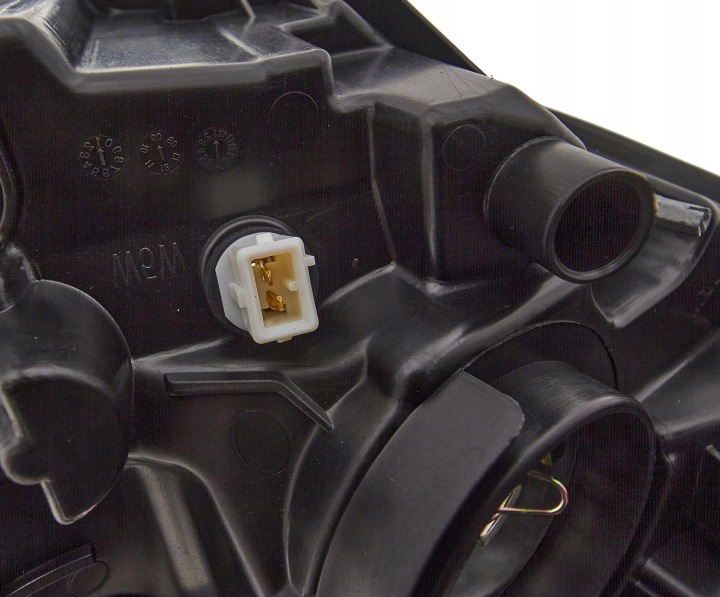PHARE AVANT VERS PEUGEOT 107 2005-2012 620874 GAUCHE