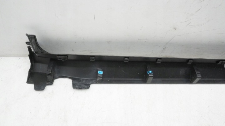 MOULURE SEUIL DROITE JEEP AVENGER 735730063