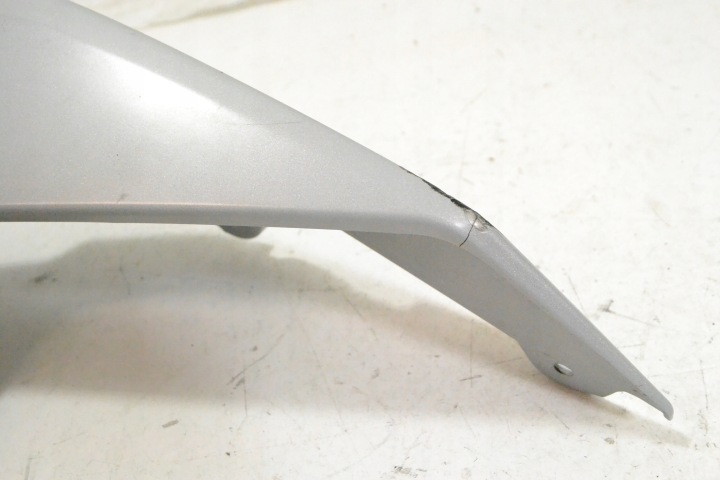 QUEUE PLASTIQUE COLLECTEUR CÔTÉ PROTECTION DÉFLECTEUR D'AIR YAMAHA MT09 MT-09 FZ9 18-20