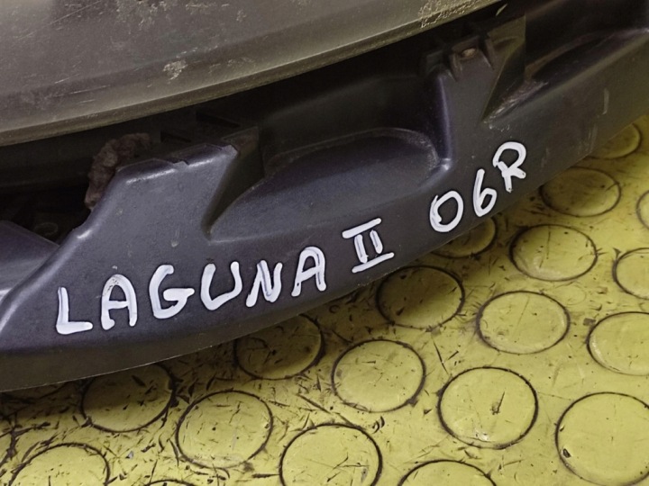 RENAULT LAGUNA II PROJECTEUR PHARE GAUCHE AVANT 8200481196
