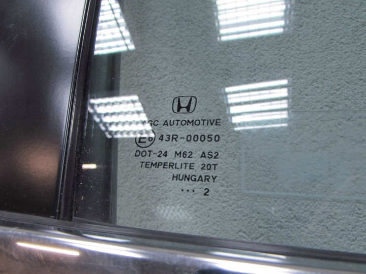 HONDA CR-V CRV III LIFT 09-12 PORTES AVANT DROIT DROIT AVANT JEU NH684P