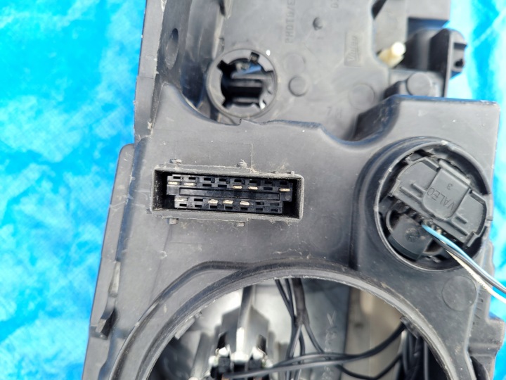 CITROEN C5 II III X7 PHARES GAUCHE PHARE GAUCHE AVANT EUROPE 9684845580