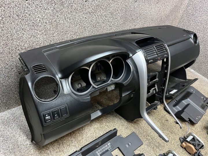 TABLEAU DE BORD COCKPIT COURROIES COUSSINS MODULE AIRBAG GRAND VITARA II EUROPE