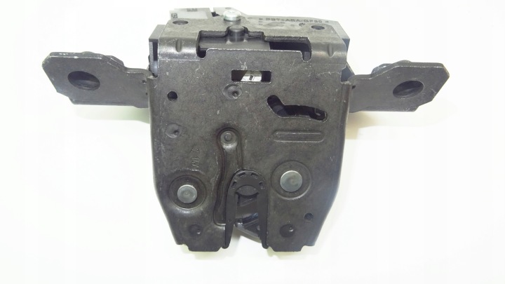 SERRURE COUVERCLES DE COFFRE METZGER 2310561