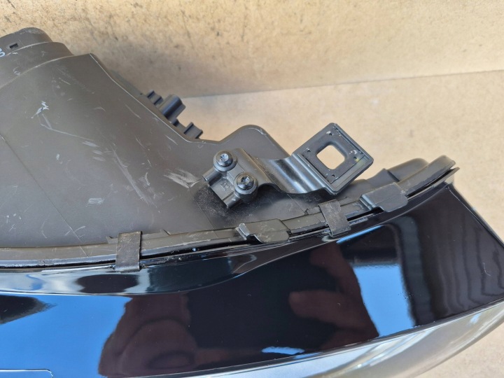 PROJECTEUR AVANT CÔTÉ DROITE AUDI A4 S4 B8 8K LIFT BI XÉNON LED 8K0941044F
