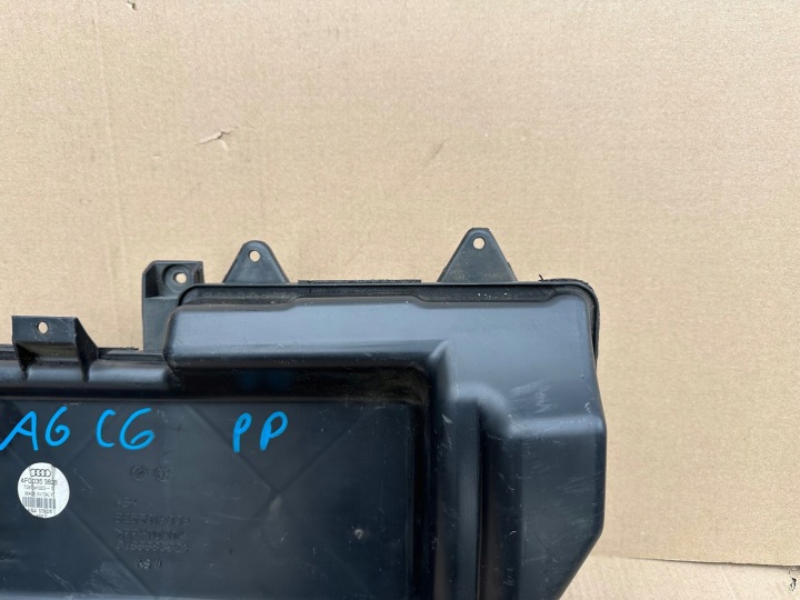 AUDI A6 C6 CHÂSSIS TUBE SUR HAUT-PARLEUR DROIT AVANT PASSAGER 4F0035382B
