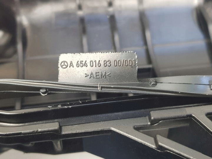 COUVERCLE DE SOUPAPES MERCEDES A6540101314