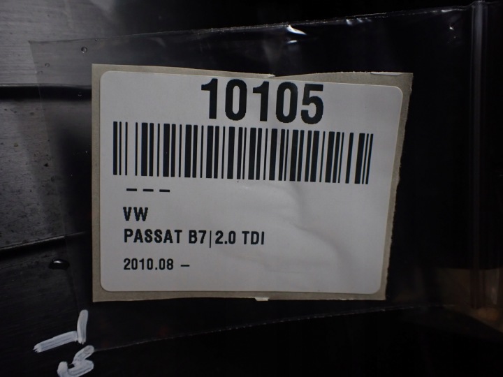 PROTECTION COUVERCLES DE COFFRE VW PASSAT B7 2.0 TDI BERLINE DSG 3C5863459 10105