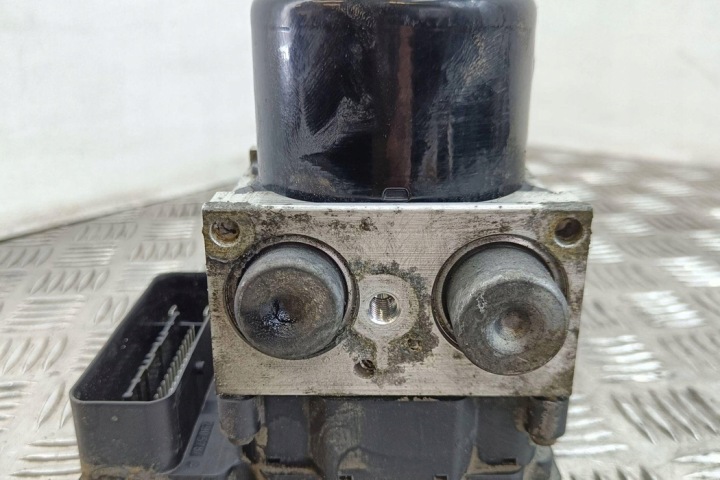 POMPE ABS MERCEDES-BENZ AVEC (W221) A2215452632 3.5L GASOLINE 200KW 2007