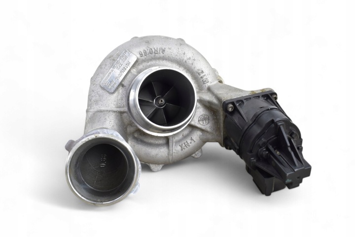 TURBINE GUIDE BMW M5 F90 G30 4.4 V8 7852372 841901-0012