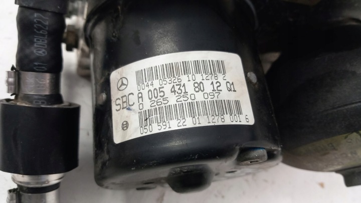 MERCEDES E CLASSE CLS W211 W219 POMPE ESB ABS A0054318012Q1