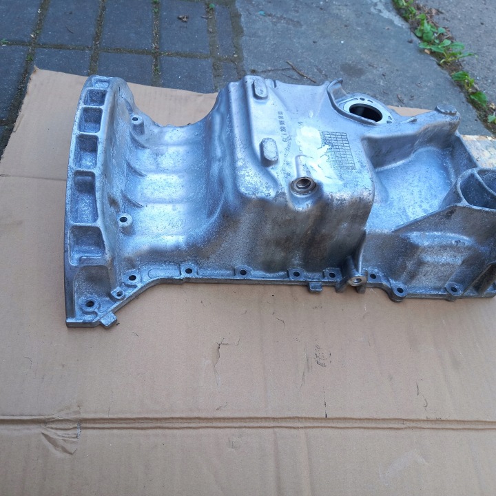 MERCEDES W177 W247 A CLASSE B CLASSE 2.0 CARTER HUILEUX A2600140100 21R M260
