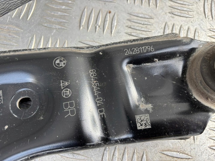 BMW 2 PIÈCES U10 BRAS DE SUSPENSION GAUCHE DROIT AVANT 8846543 8846544 X1
