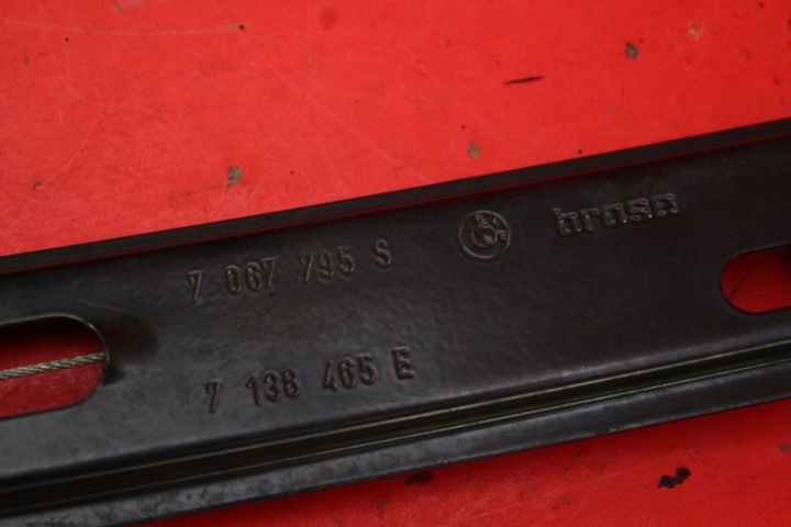 ÉLÉVATEUR VITRES GAUCHE AVANT EUROPE 7067795S BMW E87 04-11