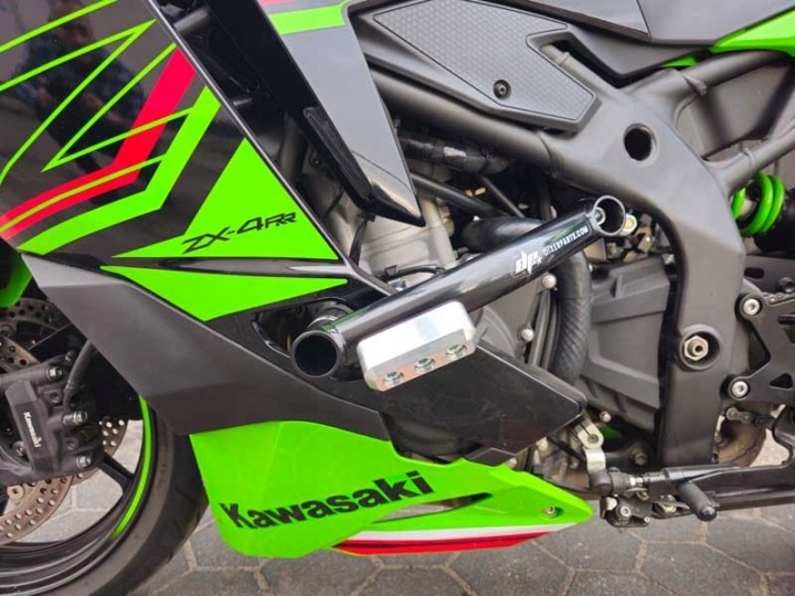 KLATKA PROTECTION MOTEUR PROTECTION/ARC PROTECTEUR KAWASAKI ZX4-RR NINJA ZX400 (2023-202