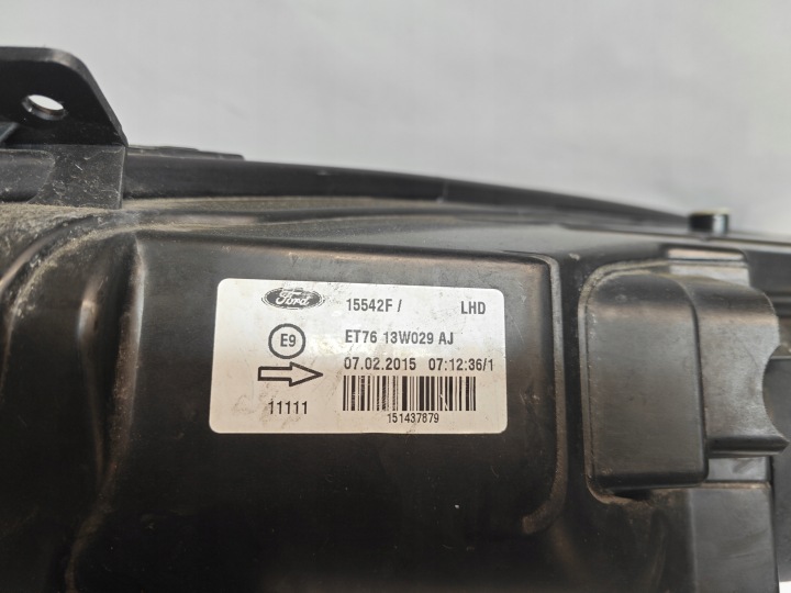 FORD TRANSIT TOURNEO COURIER PHARE DROITE DROIT AVANT AVANT ET7613W029AJ