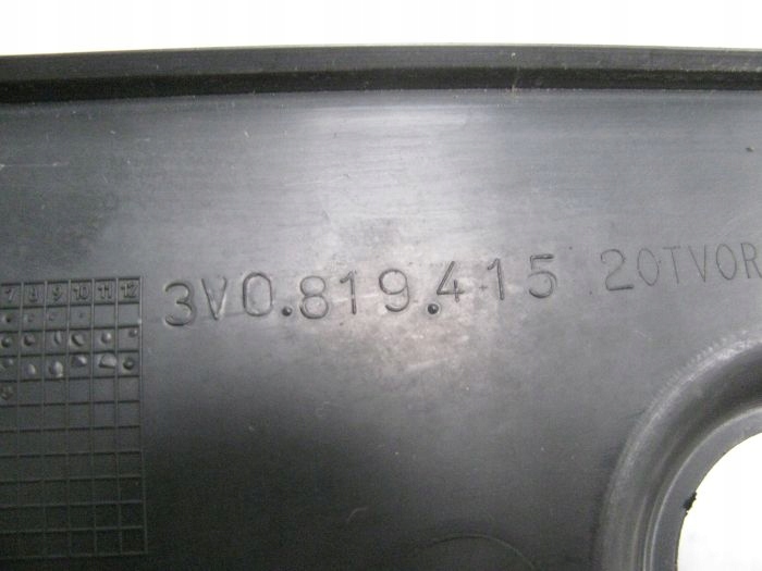 SKODA SUPERB III 3 DOUBLURE DE PASSAGE DE ROUE GAUCHE 3V0819415