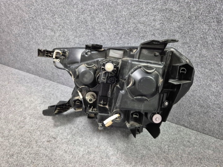 PROJECTEUR PHARE AVANT AVANT DROITE FORD RANGER V LIFT ORDINAIRE 2015-2022