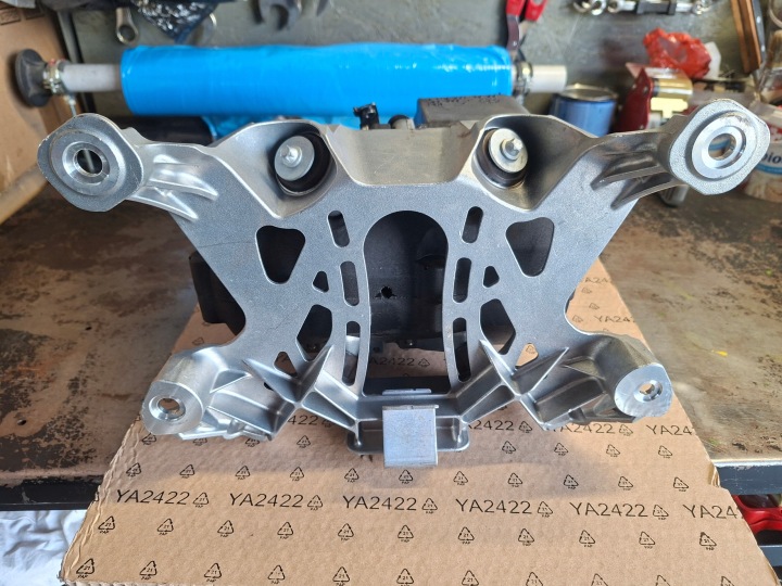 COMPRESSEUR COMPRESSEUR DE CLIMATISATION MERCEDES-BENZ A0009000945 A1748308907