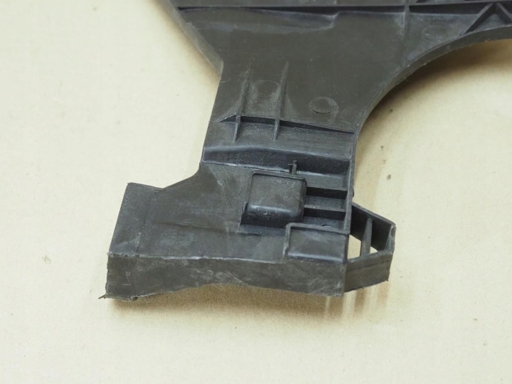 AUDI A4 B8 LIFT GLISSIÈRE FIXATION PHARES GAUCHE AVANT 1301073053