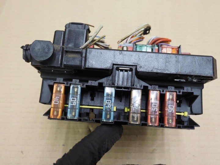 MODULE BOÎTE BSM PEUGEOT 206 207 307 CITROEN C2 C3 9646405480