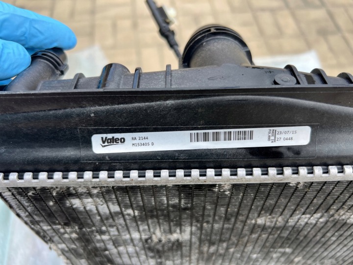 BMW F22 F30 N26 ESSENCE USA CHODNICA EAU CAPTEUR 7618808