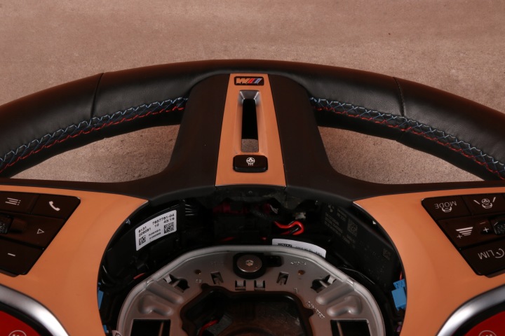 BMW M3 G80 G81 M4 G82 G83 VOLANT M-POWER AVEC CHAUFFAGE PALETTES ASSISTANT