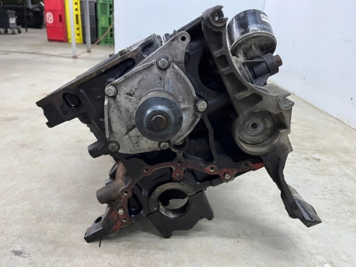 BLOC MOTEUR RENAULT CLIO SCENIC KANGOO NOTE LOGAN SANDERO 1.5 DCI. K9KT766