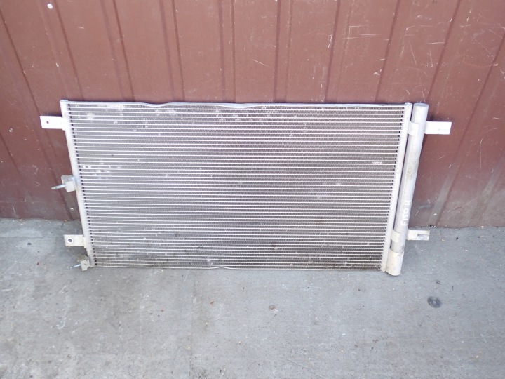 RADIATEUR CLIMATISATION FORD F150 EXPEDITION 2021