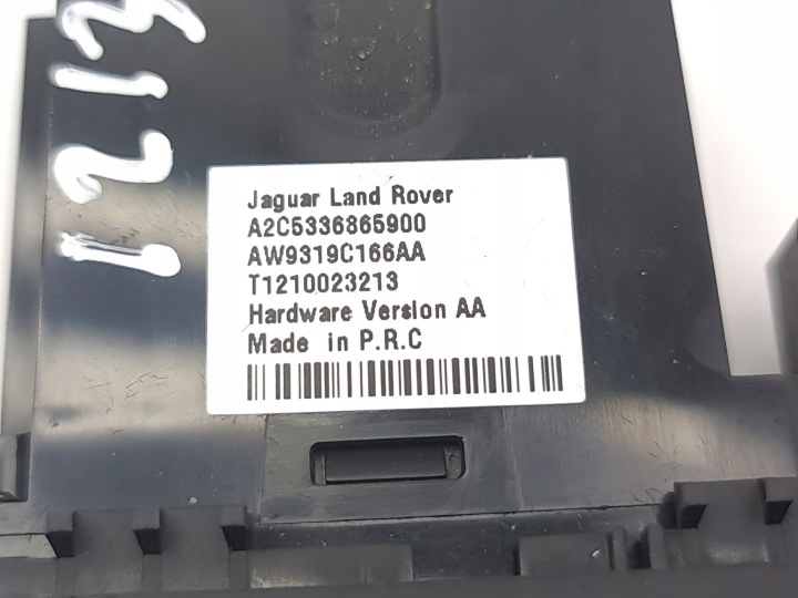 LAND ROVER EVOQUE I 2012 PRISE RACCORD AUX