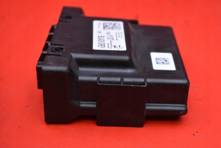 CONTRÔLEUR MODULE STATIONNEMENT PDC 13521137 OPEL INSIGNIA B 17-20