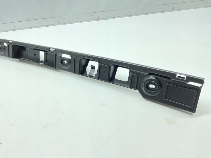 VOLKSWAGEN GOLF PLUS 2009 ARRIÈRE POIGNÉE FIXATION PARE-CHOCS ARRIÈRE