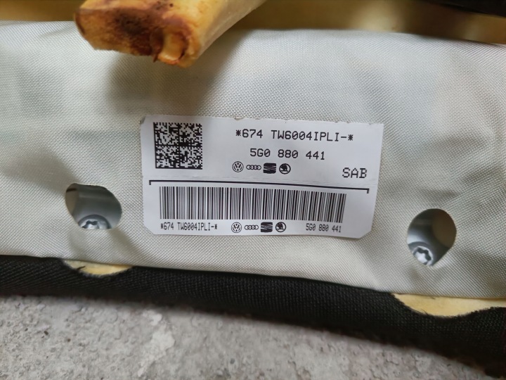 COUSSIN LATÉRALE BANQUETTES ARRIÈRE SEAT LEON 3 III AIRBAG GAUCHE GAUCHE 5G0880441