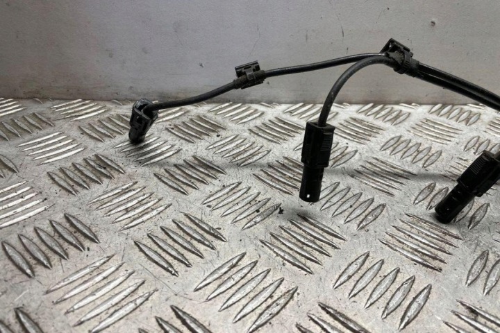 CONDUITES DE DÉRIVATION BOUGIES INCANDESCENCE BMW 3 (F30, F80) 8583653 3.0L DIESEL 2015