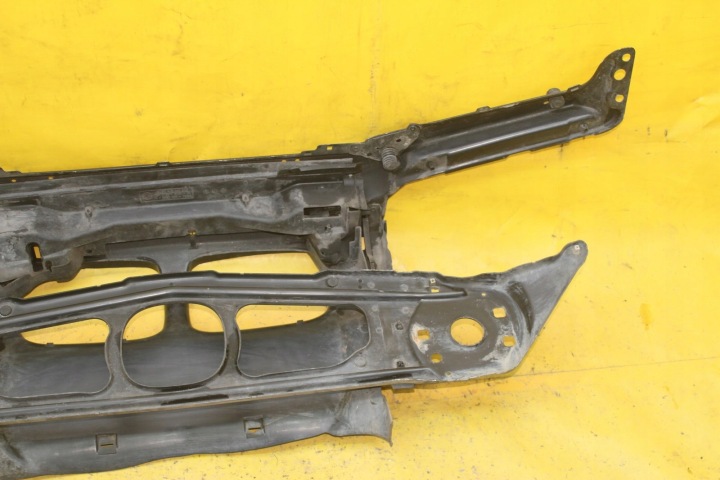 PANNEAU AVANT RENFORCEMENT ADMISSION BMW E46 8202831