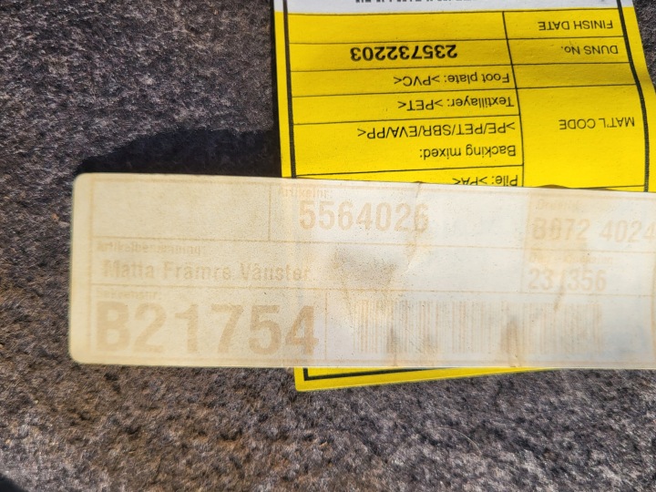 REVÊTEMENT INTÉRIEUR GAUCHE AVANT TAPIS SAAB 95 9-5 LIFT OE EUROPE GRIS