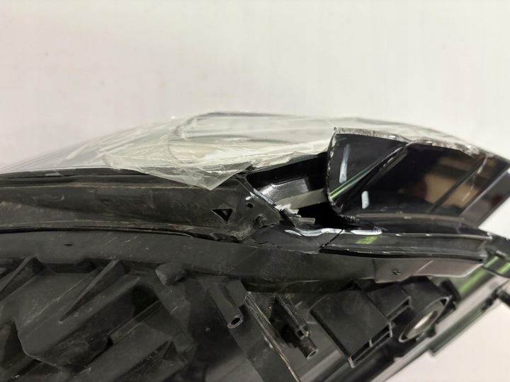 AUDI A6 C8 4K PHARE DROIT AVANT COMPLET LED MATRIX 4K0941040A