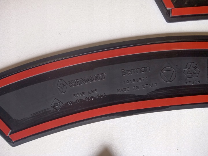 MOULURE GARDE-BOUE GAUCHE ARRIÈRE RENAULT KADJAR
