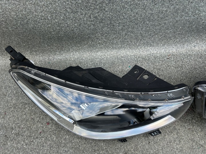 PHARE GAUCHE DROITE KIA RIO IV 92101-H8 92102-H8 ENSEMBLE