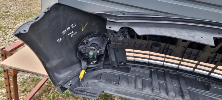 RENAULT CLIO III LIFT 09-12 PARE-CHOCS AVANT ORIGINAL 195 A126