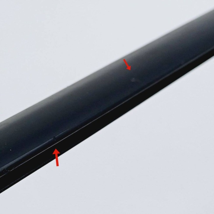 MOULURE PARE-BRISE DROIT AVANT AUDI A4 B5 UNIVERSEL NR261
