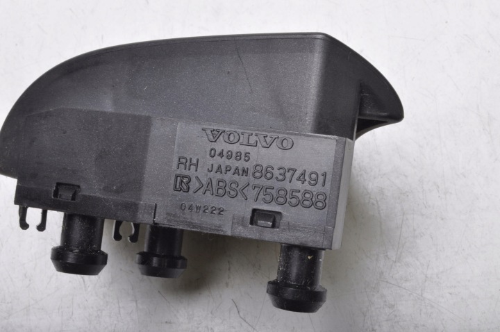 VOLVO V50 BOUTONS CAOUTCHOUC 8637471 8637491