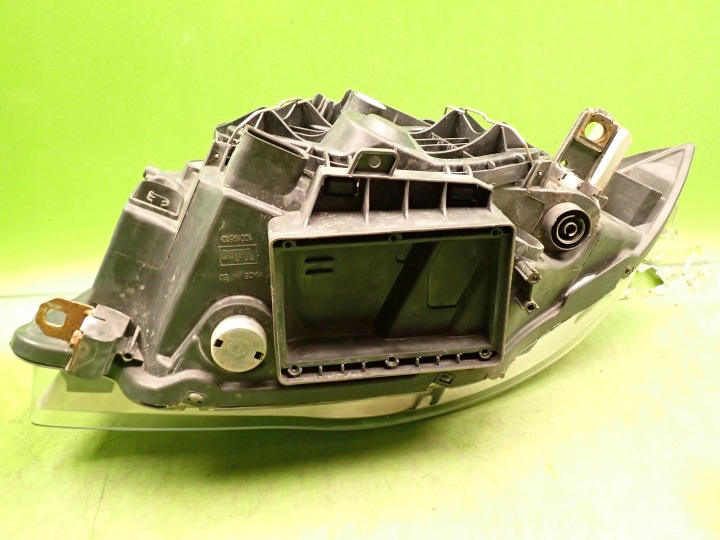 PROJECTEUR DROIT GAUCHE PHARE ENSEMBLE BMW E81 LIFT E81 E82 E87 E88 09R
