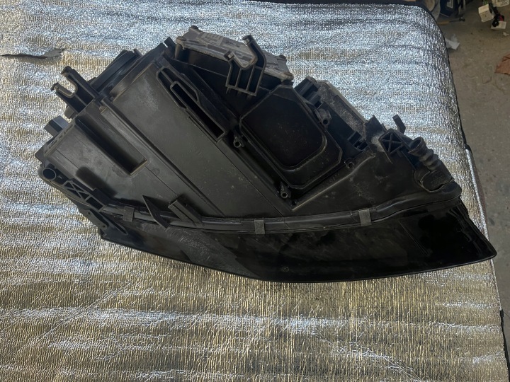 PHARE GAUCHE AVANT BI-XEN 8K0941029AJ AUDI A4 B8 07-11 EUROPE COMPLÈTE