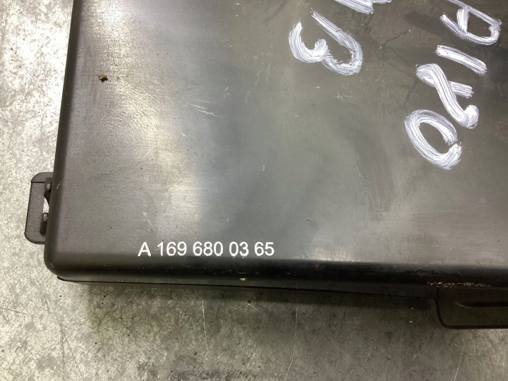 RÉGULATEUR HAUTEURS FEUX MERCEDES-BENZ A W169 040506