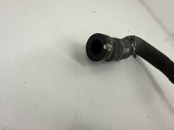 FIL AQUATIQUE TURBOCOMPRESSEURS PORSCHE CAYENNE (92A) 7P5121051