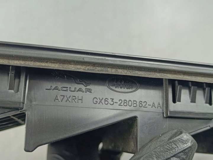 2018 JAGUAR F-PACE GRILLE VENTILATION GX63280B62AA