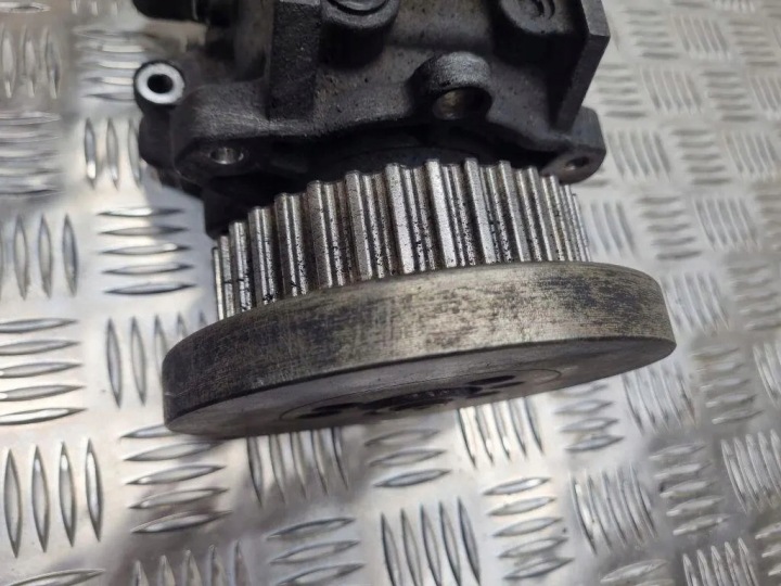 POMPE CARBURANTS AUDI 059130106J 2.48L DIESEL 2002
