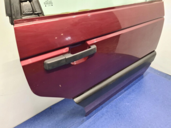 VW PASSAT B3 UNIVERSEL PORTES ARRIÈRE DROIT LC3T