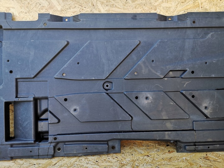 MERCEDES A-KLASA W177 PROTECTION PLAQUE CHÂSSIS GAUCHE NIEUSZKODZONA A1776808703